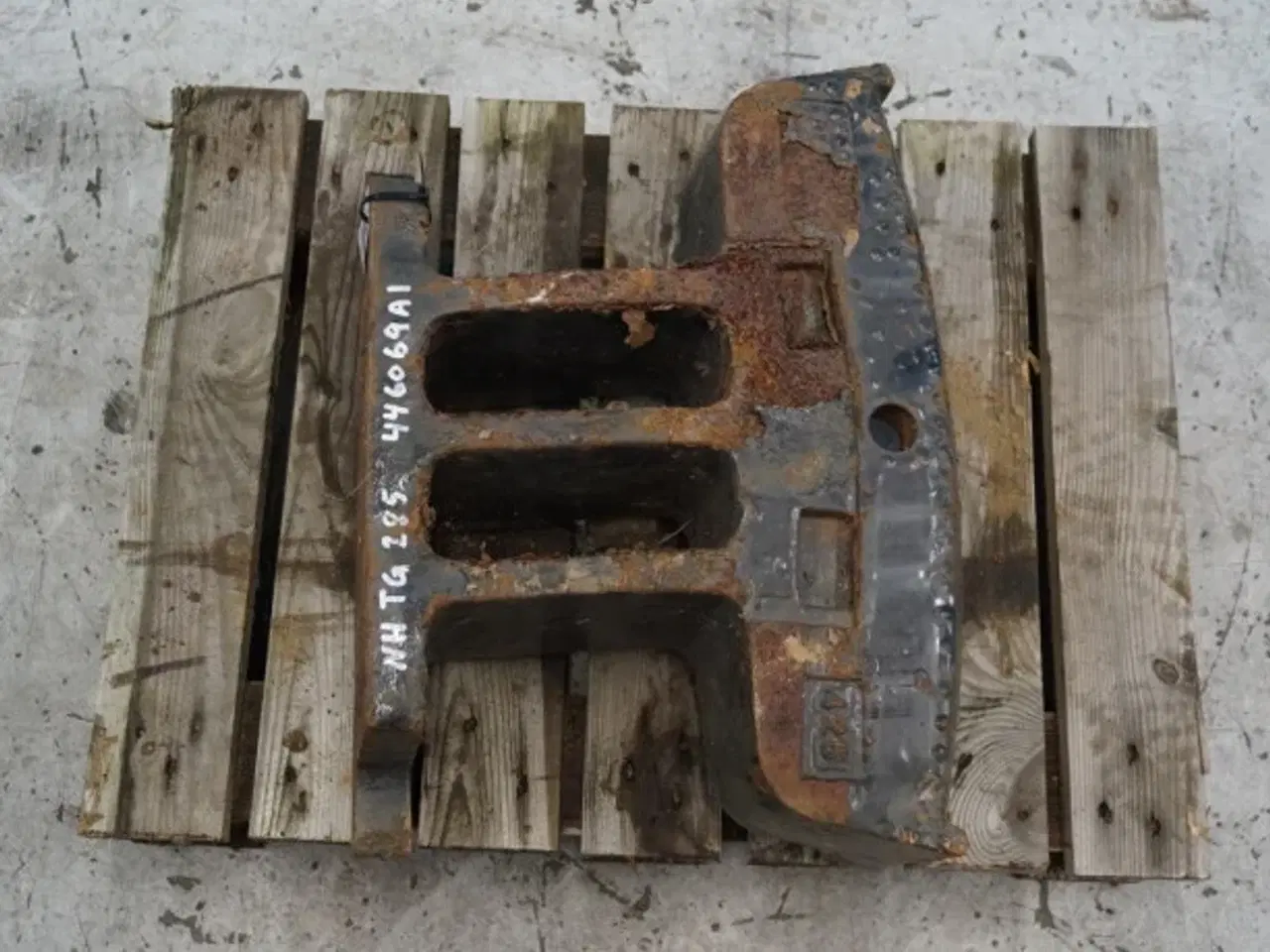 Billede 3 - New Holland TG285 Beslag 124KG 446069A1
