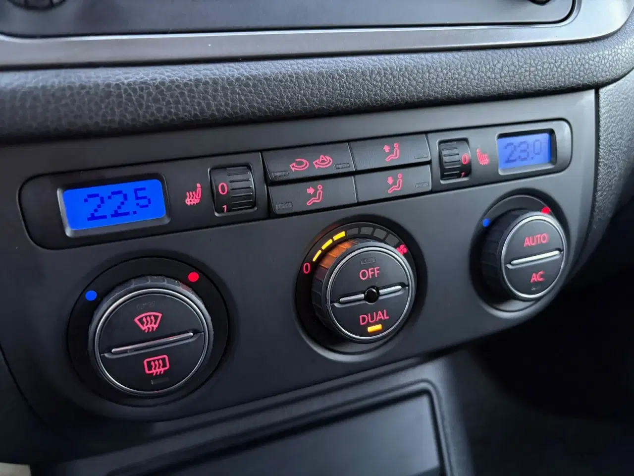 Billede 8 - VW Tiguan 2,0 TDi 140 Sport & Style 4Motion Van