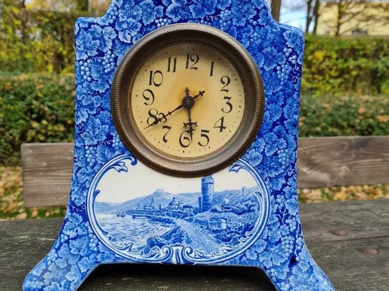 Billede 1 - Antikt Porcelæn ur fra Rhein