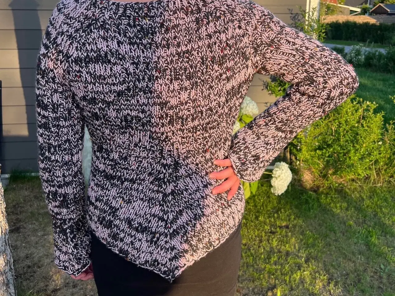 Billede 4 - Hjemmestrikket sweater