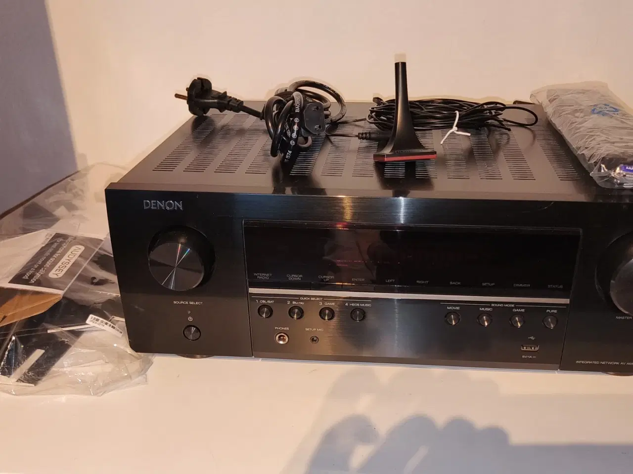 Billede 1 -  Denon AVCS670H Black 5.1 AV reciever