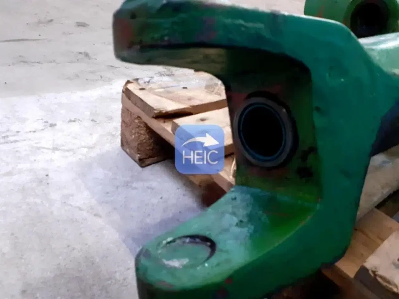 Billede 13 - John Deere 3040 APL345 Foraksel 