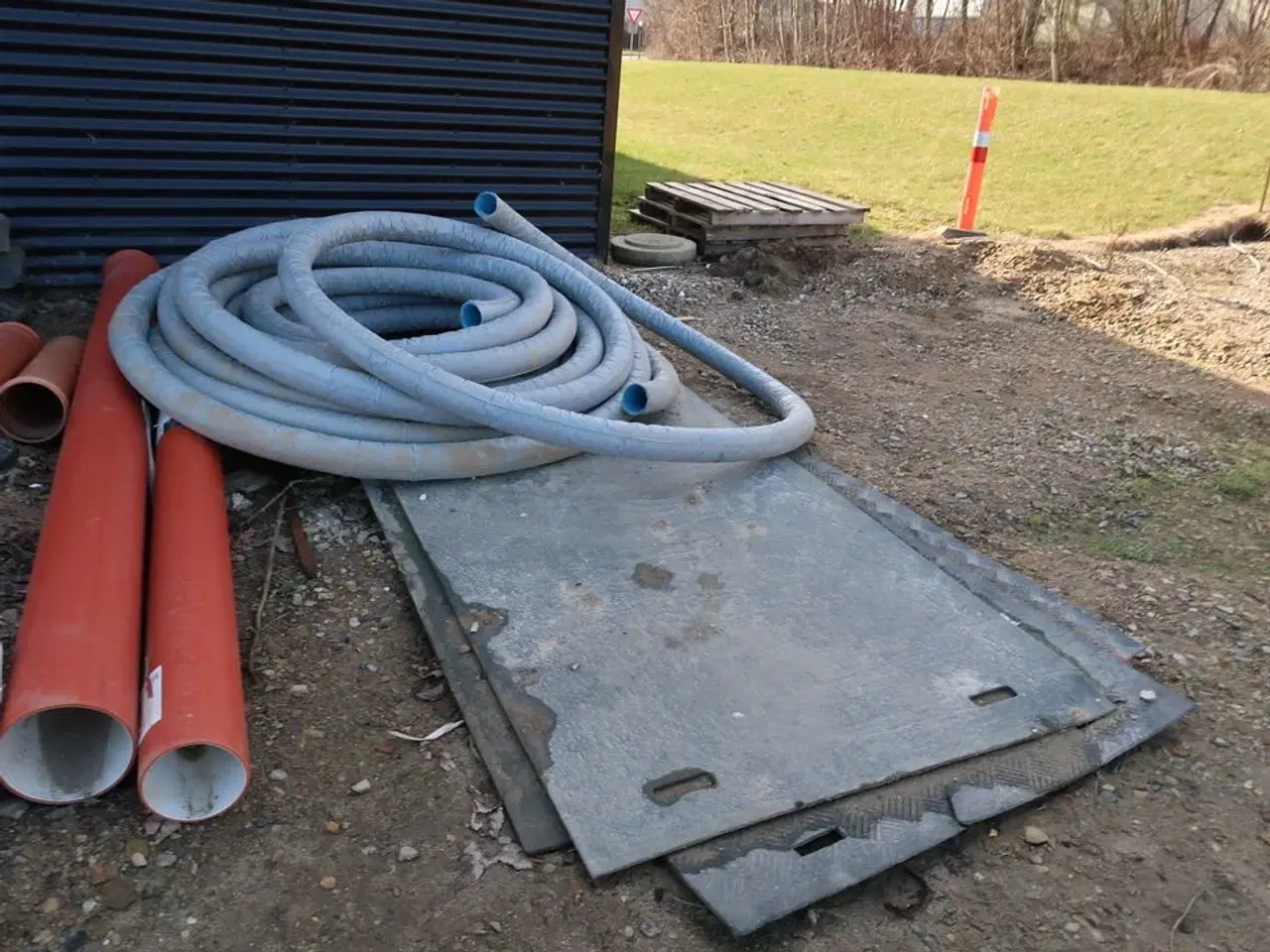 Billede 7 - 8 stk. køreplader, div. Varelager, palletank, karm m.m.