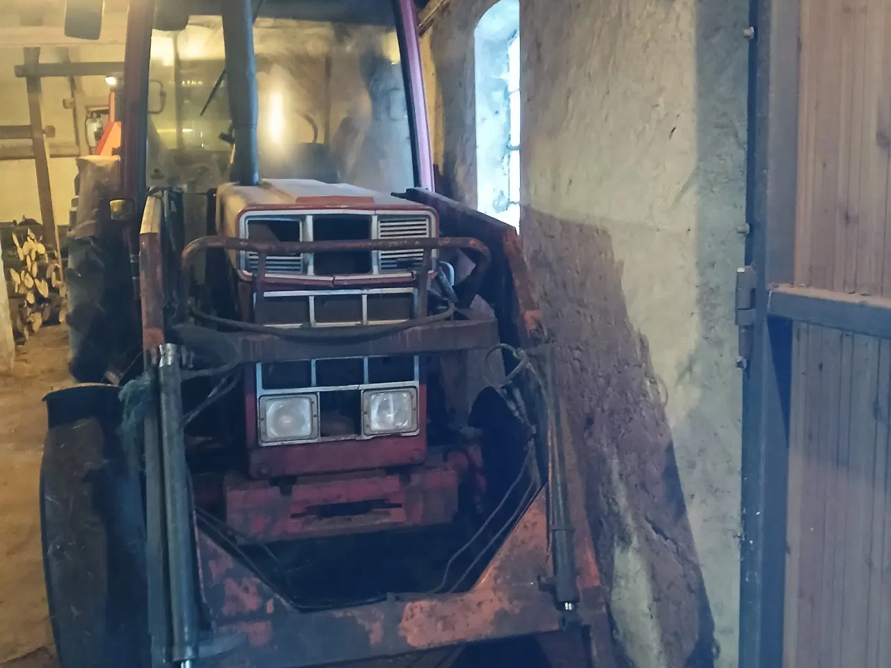 Billede 2 - Traktor: IH 856 XL