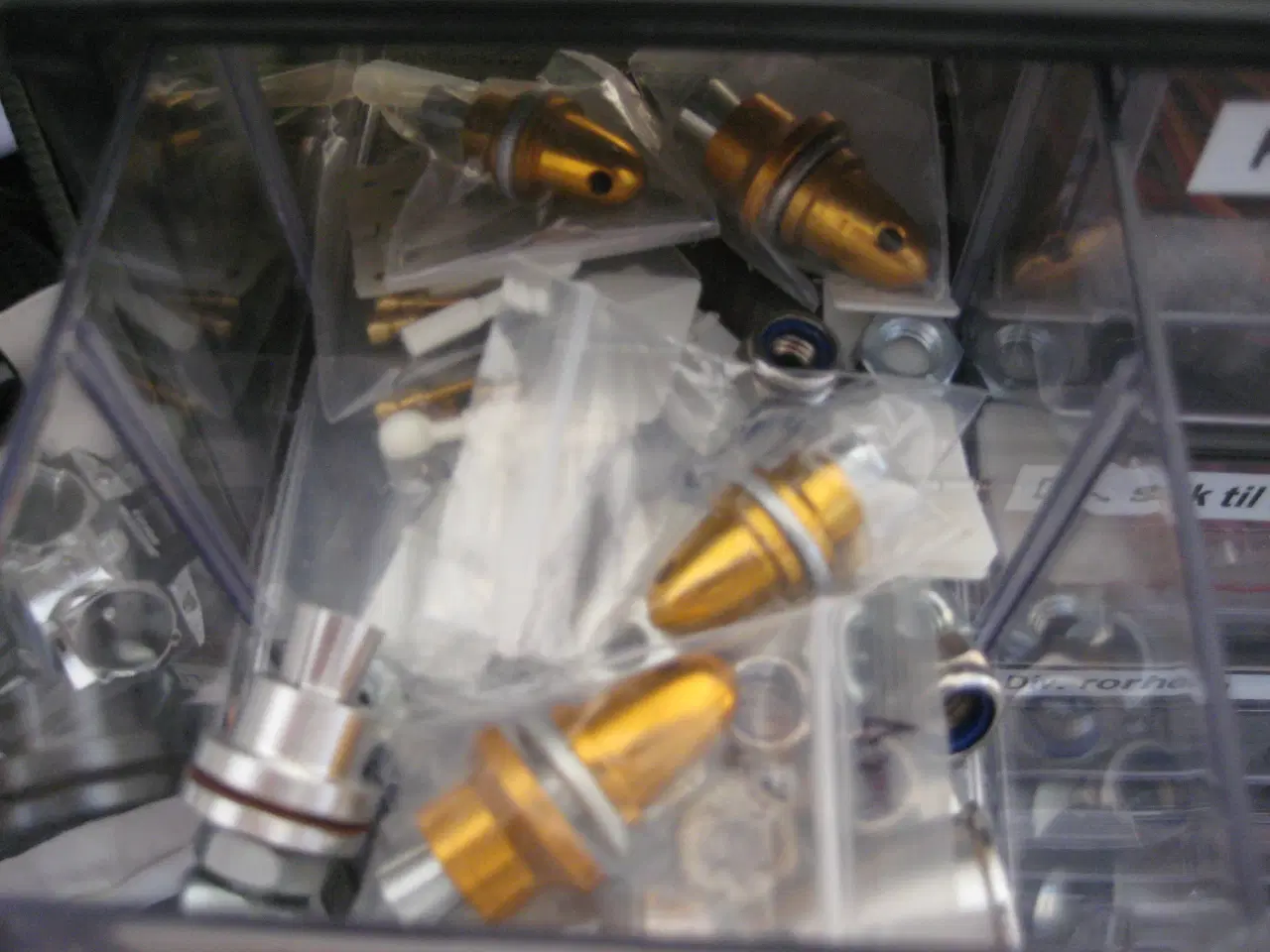 Billede 2 - Div. RC. fitteng mv. til modelfly