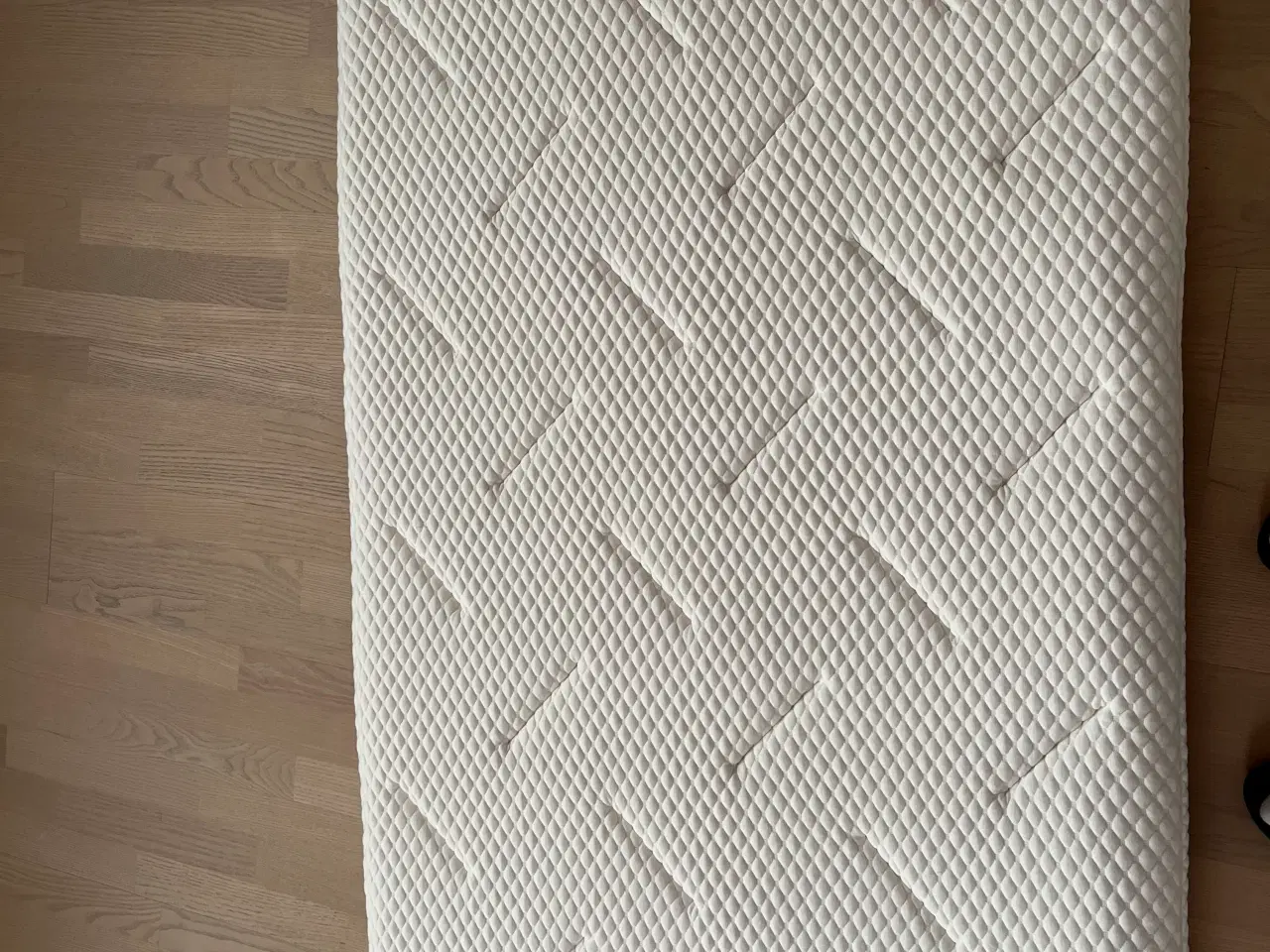 Billede 1 - Wellpur topmadras  200x90x8cm