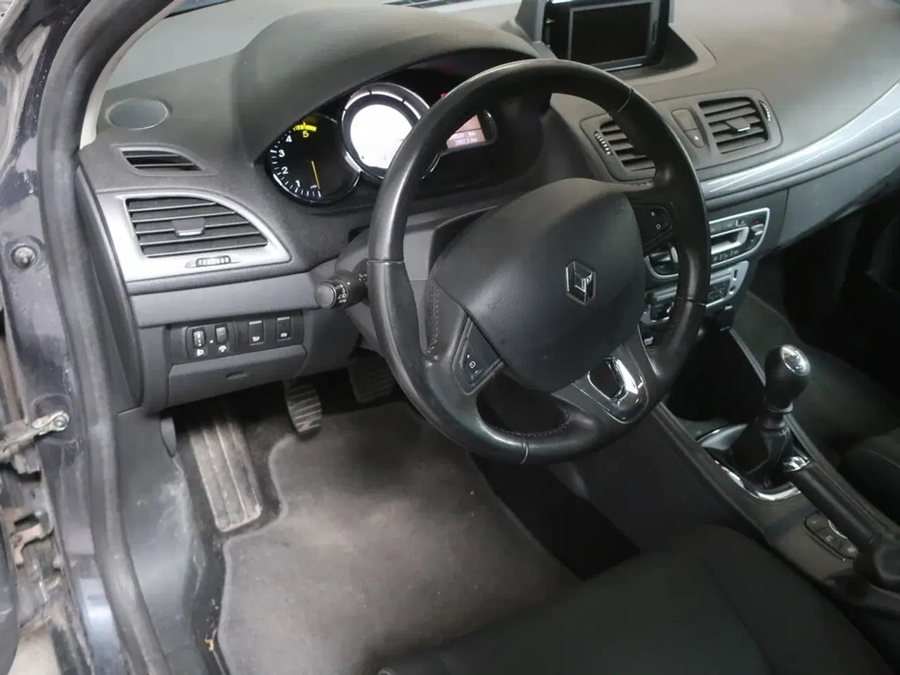 Billede 11 - Personbil RENAULT MEGANE 1.5 DCI ESM 110 SPORT TOURER (MOMSFRI)
