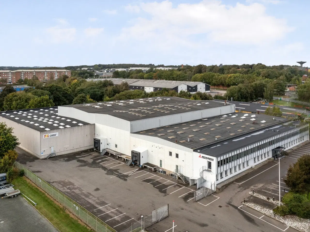 Billede 1 - 2.150 m² højloftet lager i Vejle nord tæt på motorvej E45