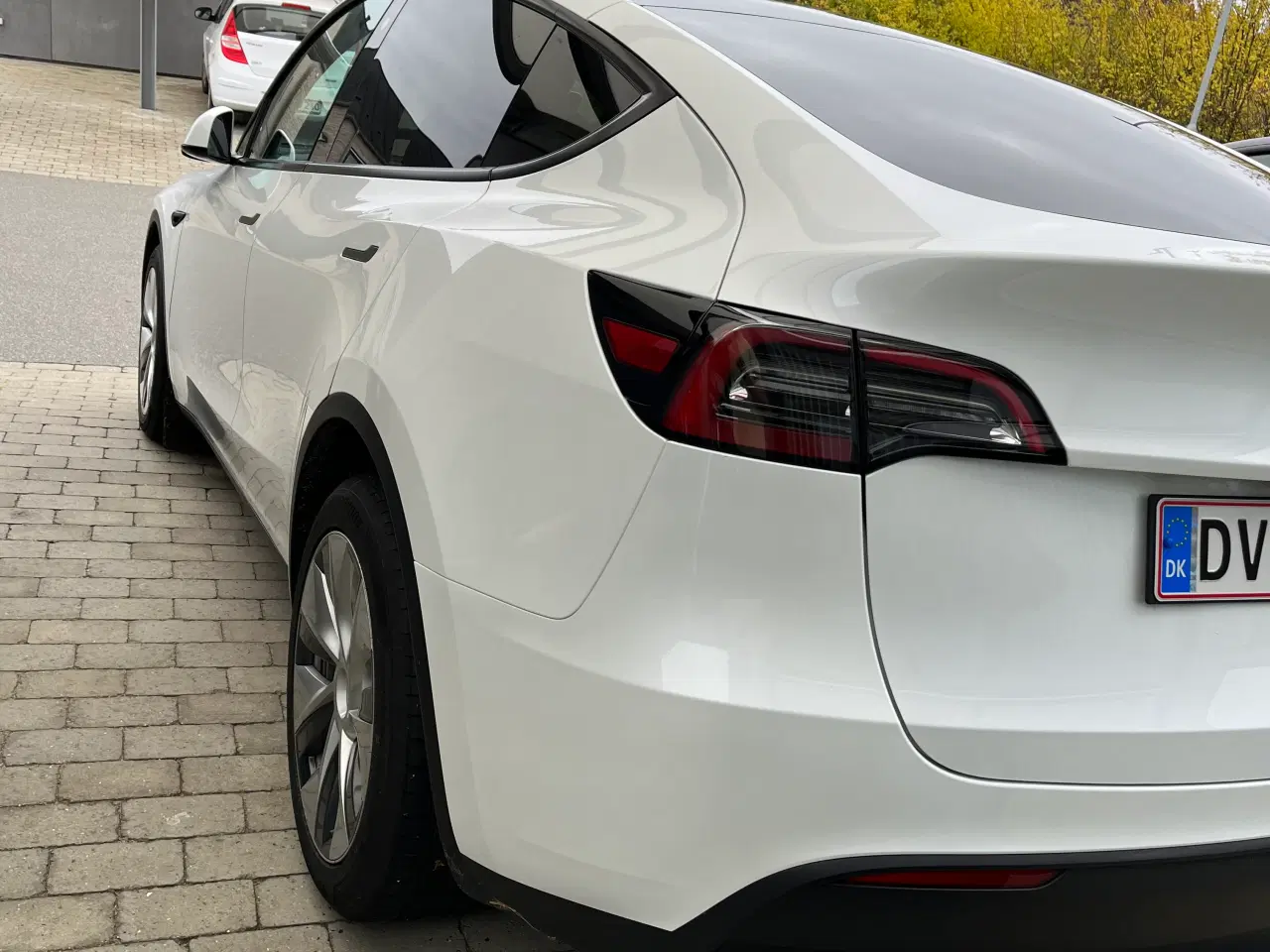 Billede 3 - Tesla model Y Standard Range