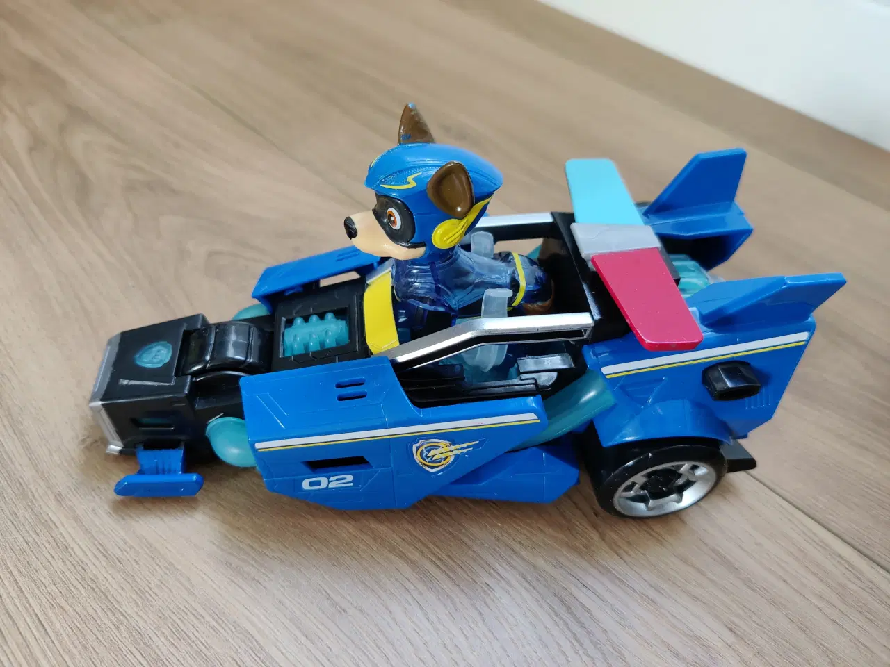 Billede 10 - Paw Patrol figur inkl. køretøjer.