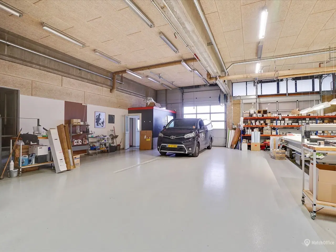 Billede 2 - Autoværksted / Værksted / Lager/ Produktion / Showroom