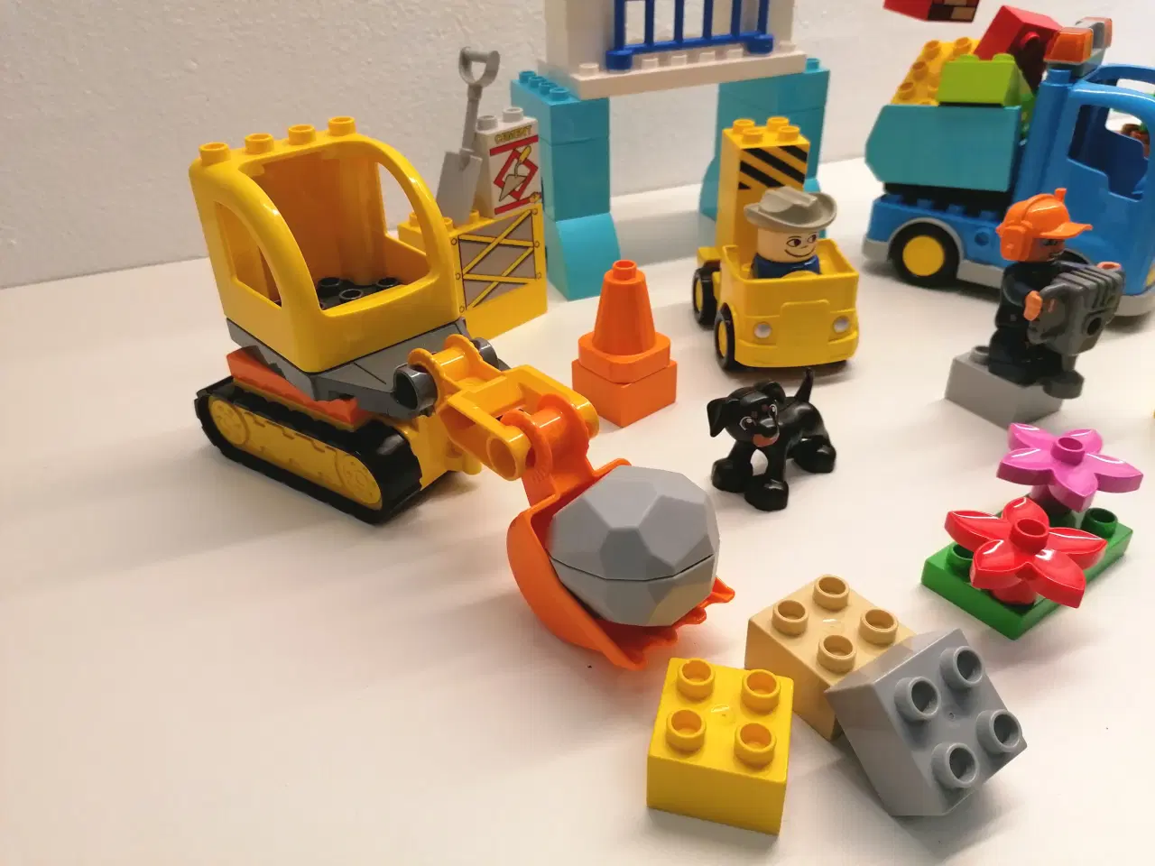 Billede 4 - Duplo Byggeplads, Gravemaskine på larvefødder