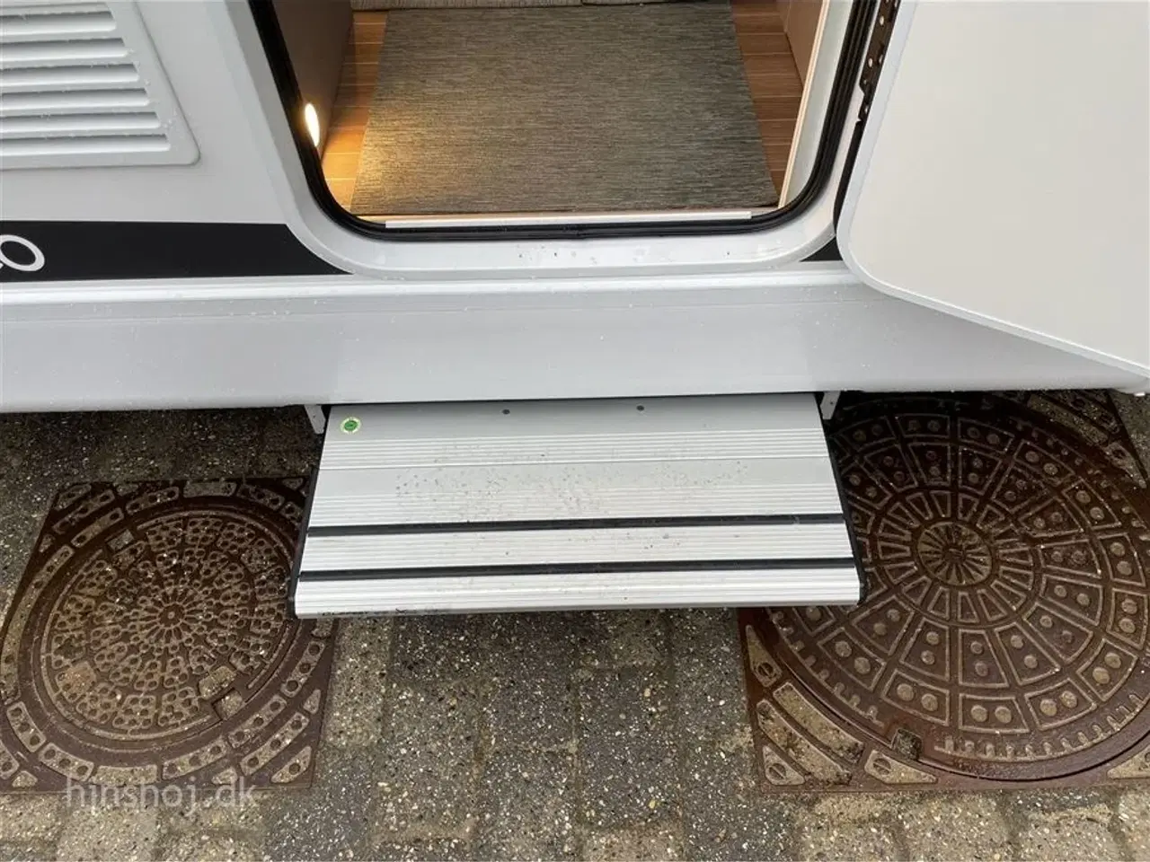 Billede 18 - 2024 - Etrusco V 6.8 SR Complete Sel.   Etrusco V 6.8 SR – Super Lækker Van fra Italienske Etrusco by Hymer