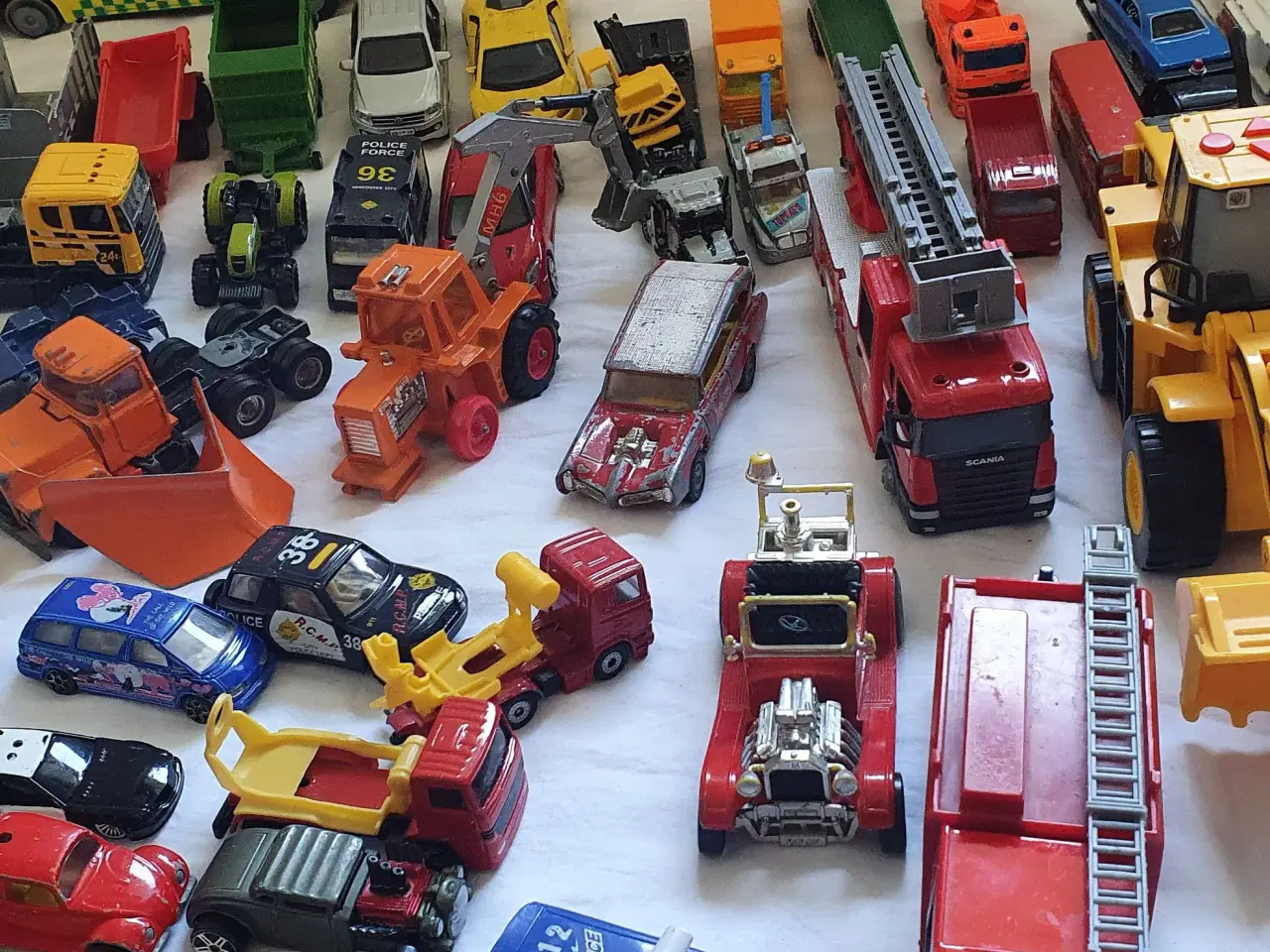 Billede 3 - Diverse legetøjsbiler