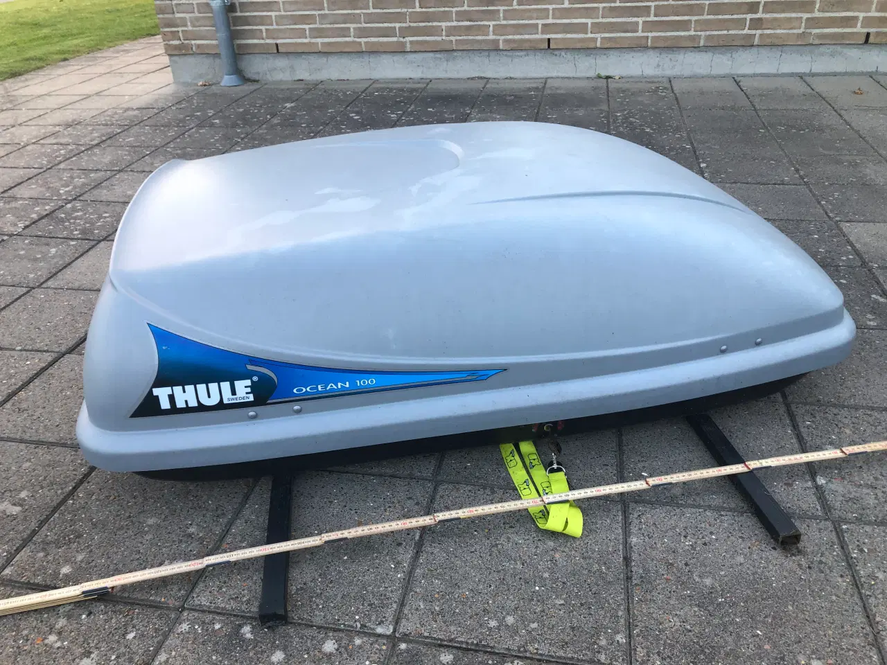 Billede 1 - Tagboks Thule kr300