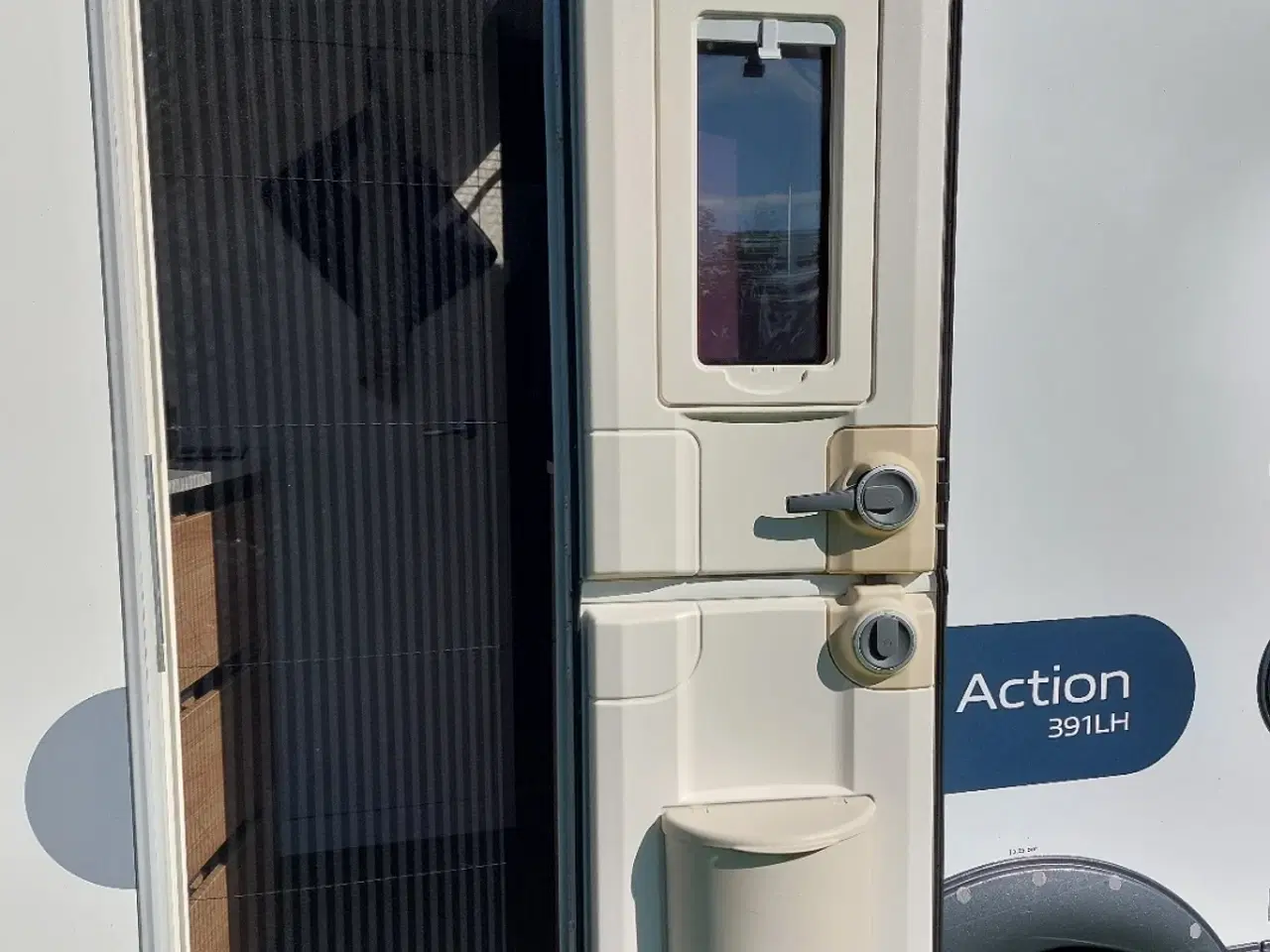 Billede 10 - Adria Action 391 LH m/ MOVER og Luftfortelt