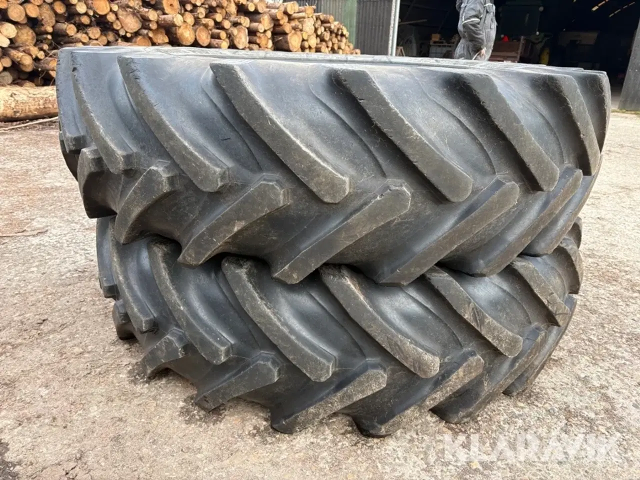 Billede 3 - Traktordæk Vredestein 18.4 R 38