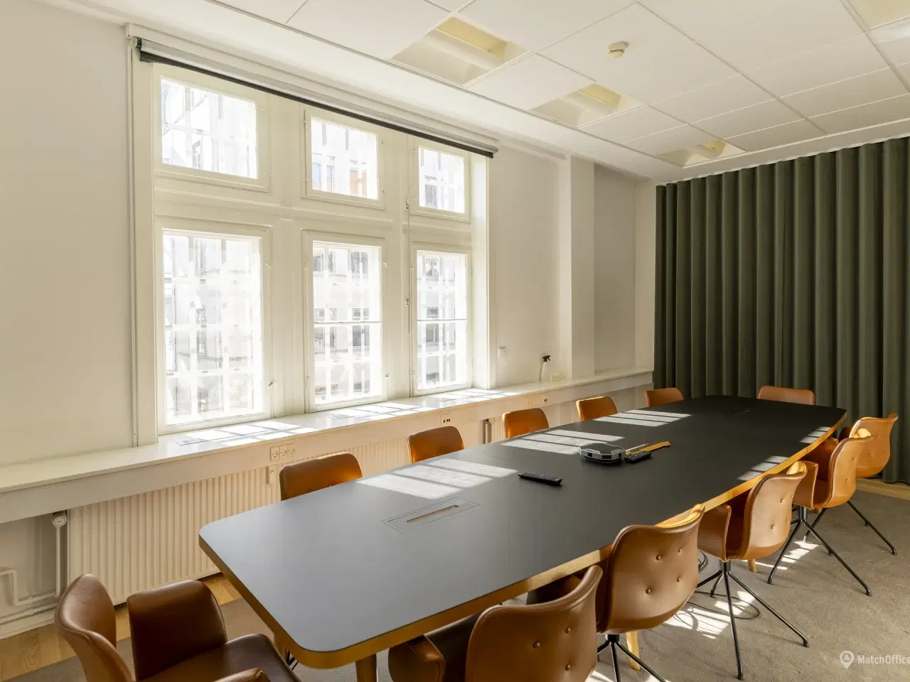 Billede 2 - Eksklusivt kontormiljø i ikonisk ejendom med fælles kantine - lige ved Kongens Have