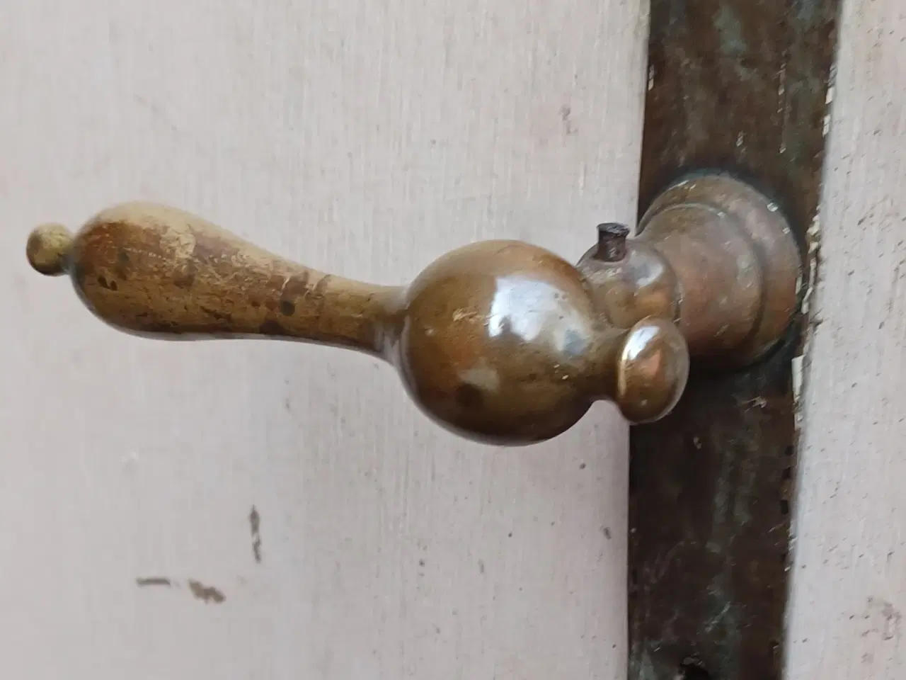 Billede 2 - Antikke dørgreb, tosidet.