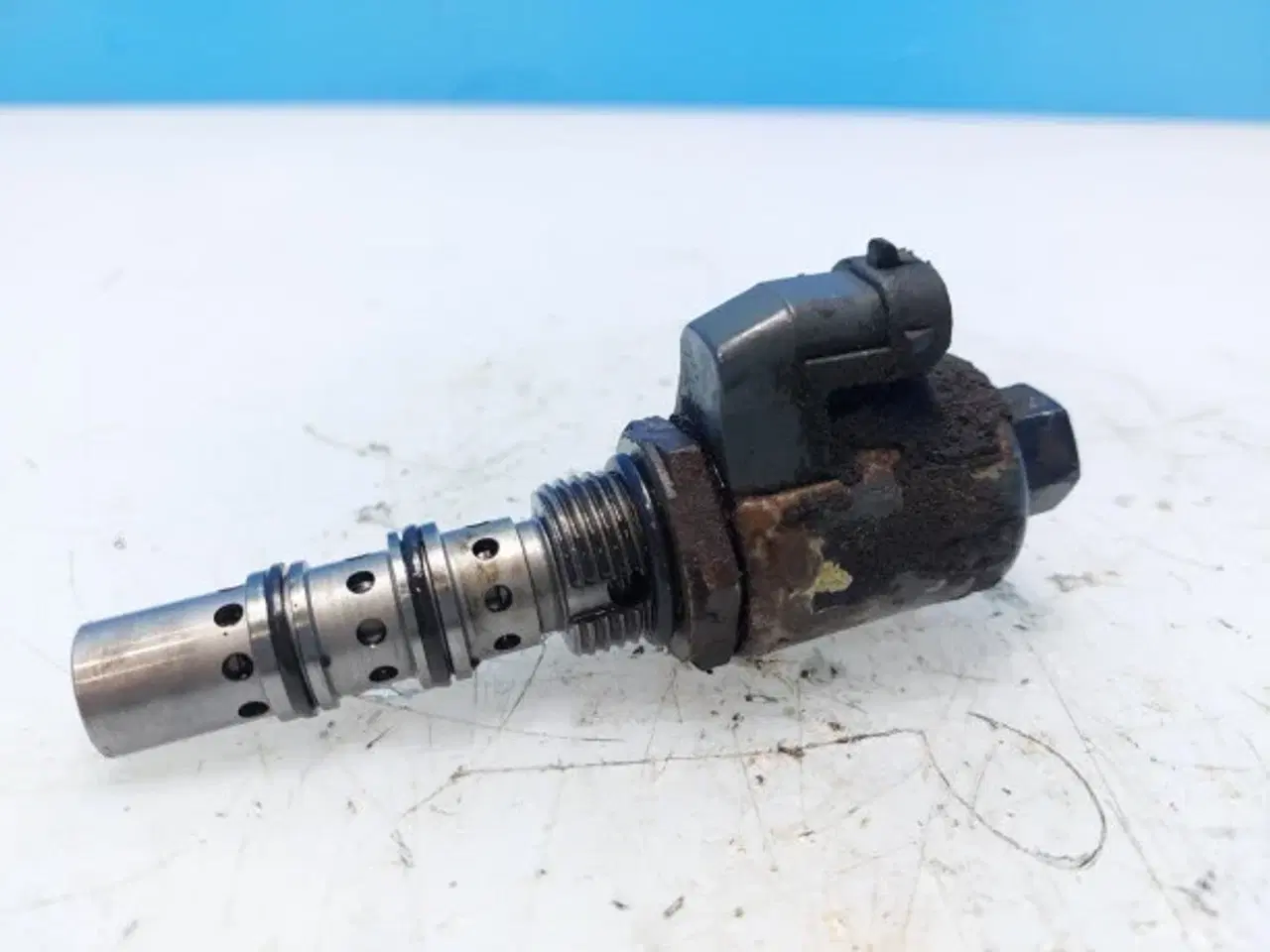 Billede 6 - New Holland / Case Magnetventil 5168054