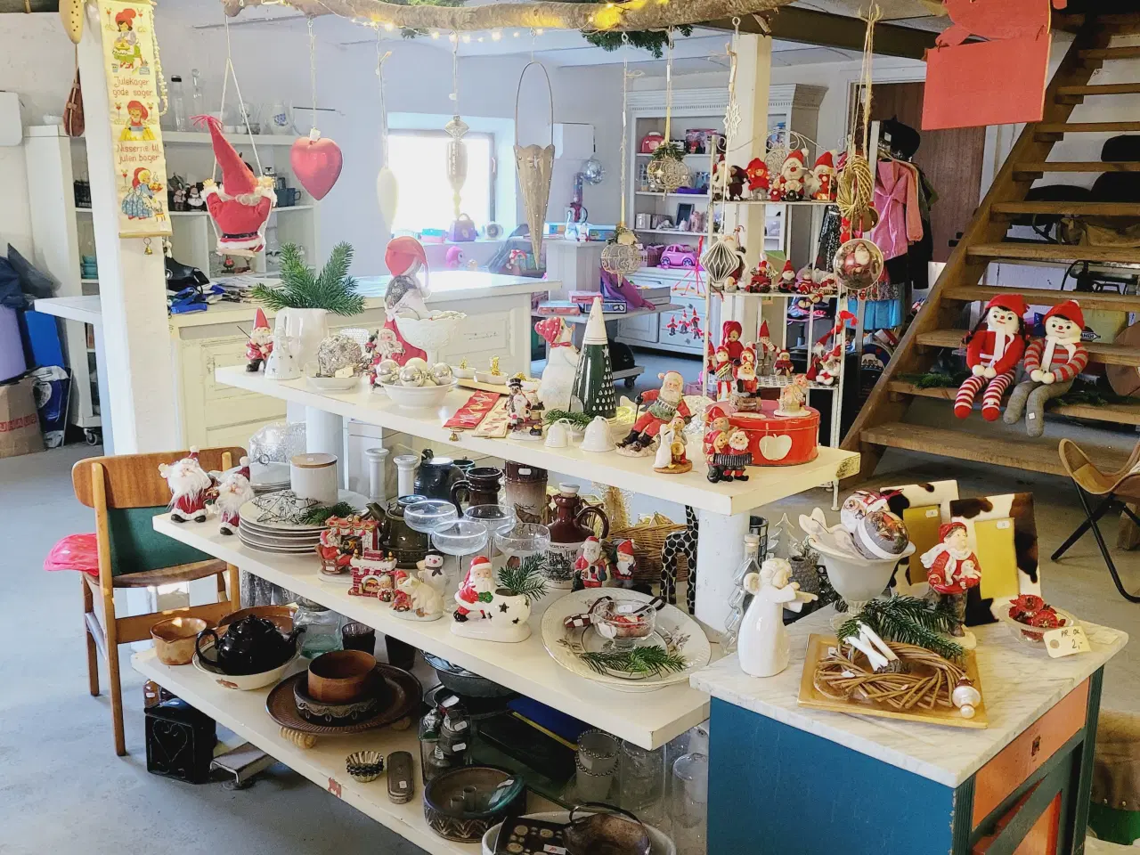 Billede 1 - Loppemarked / Juleloppemarked på Søndergaard