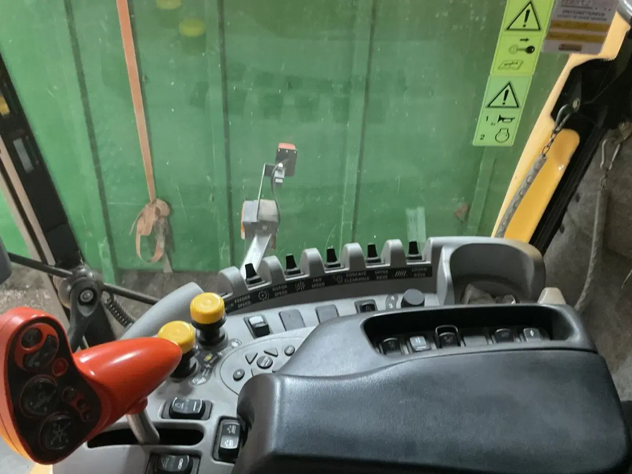 Billede 11 - New Holland CX880 med skærebordsvogn