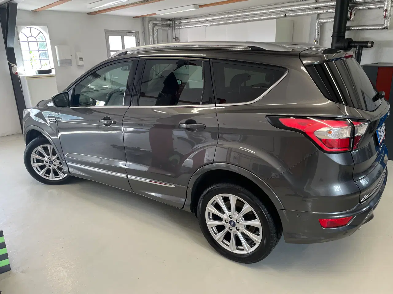 Billede 6 - Ford Kuga Vignale 4x4 2.0 Diesel