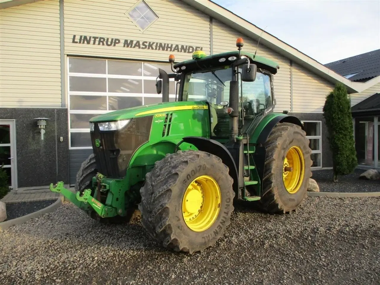 Billede 2 - John Deere 7230R Med frontlift og frontPTO