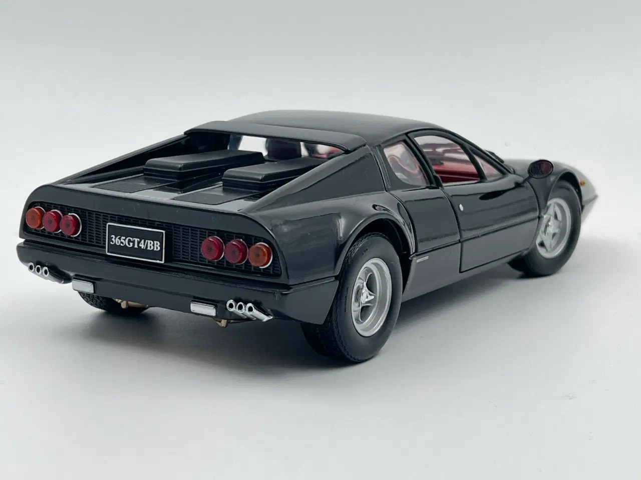 Billede 4 - 1973 Ferrari 365 GT4/BB - KYOSHO - 1:18