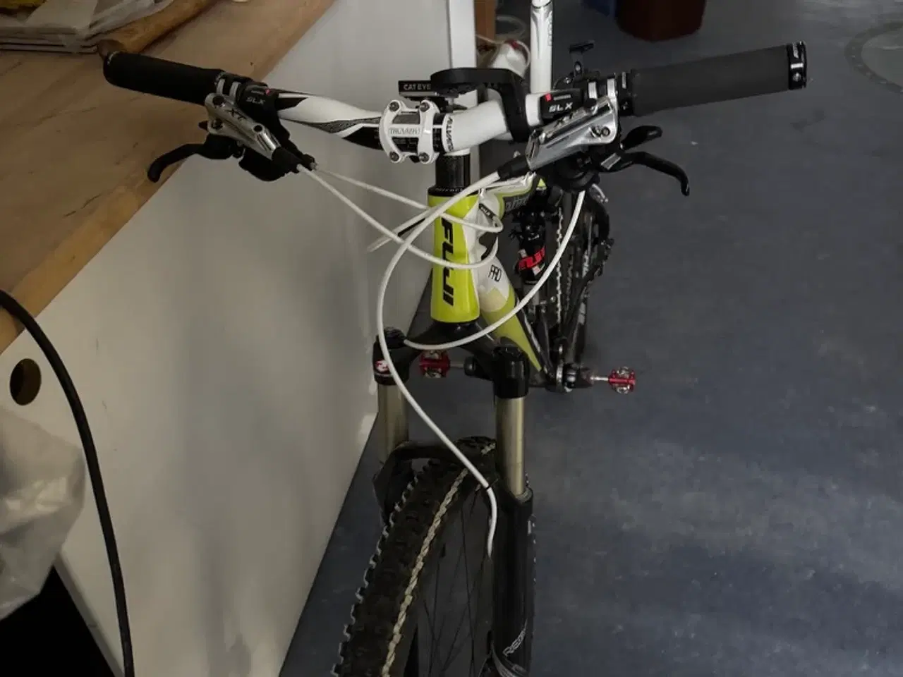 Billede 3 - Fuji Outland pro skovcykel ( mountainbike)