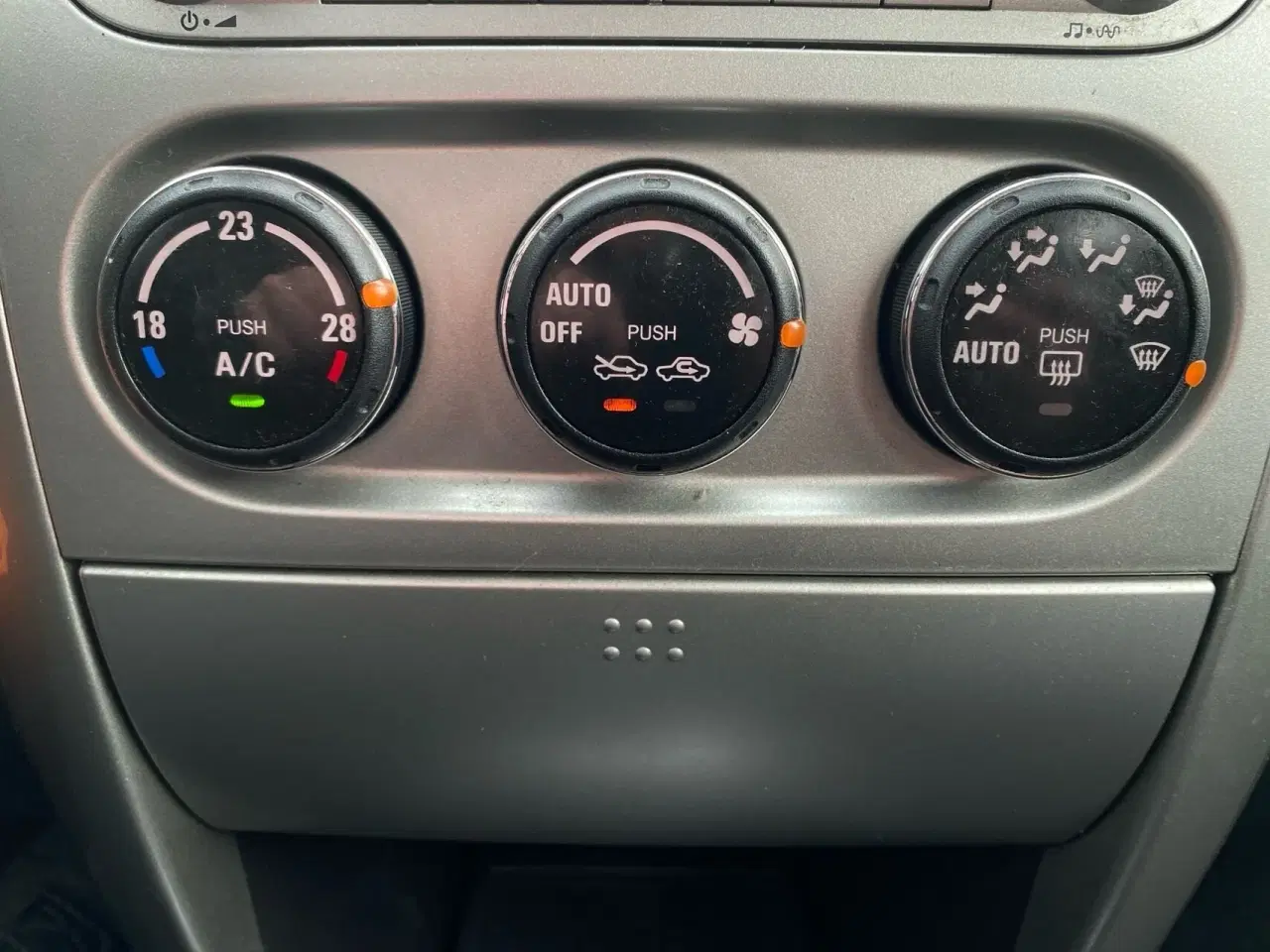 Billede 14 - Suzuki Liana 1,6 106HK 5d