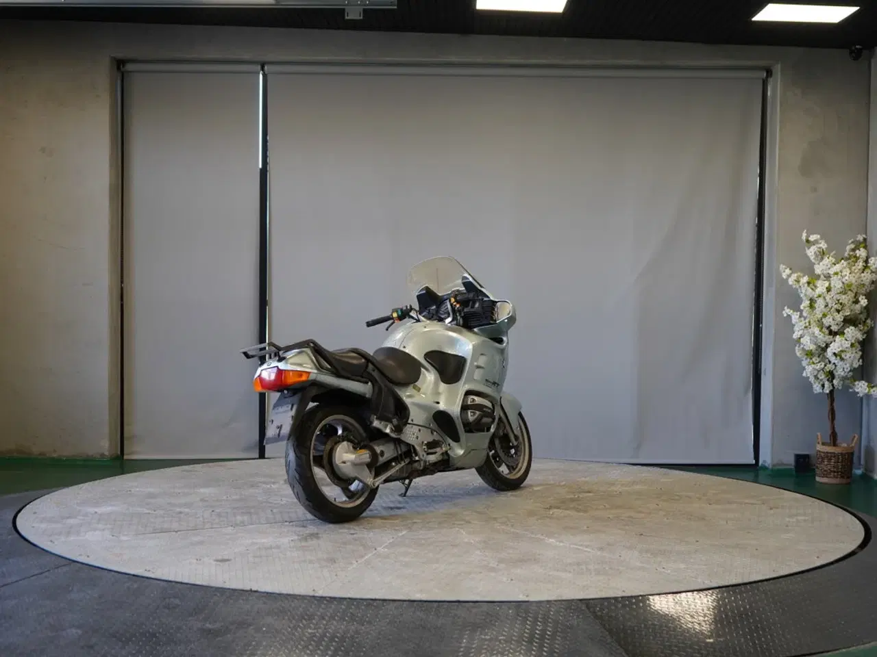 Billede 5 - BMW RT1100 – KLASSISK TOURING PÅ AUKTION