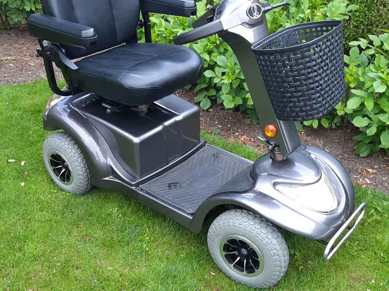 Billede 7 - Elscooter / El-scooter  nyserviceret og klar til b