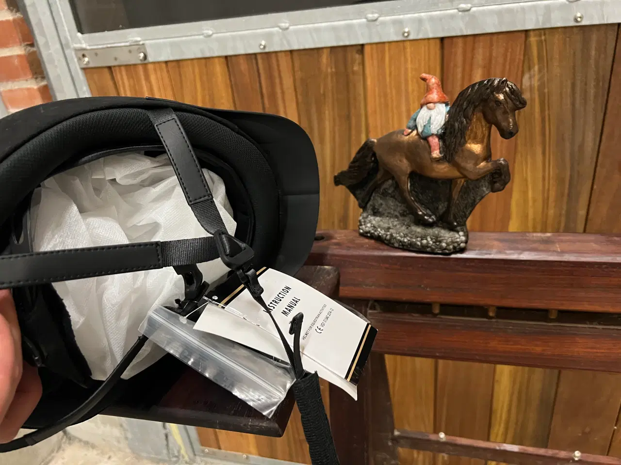 Billede 9 - Ny ridehjelm 59-61 evt med Nisse...