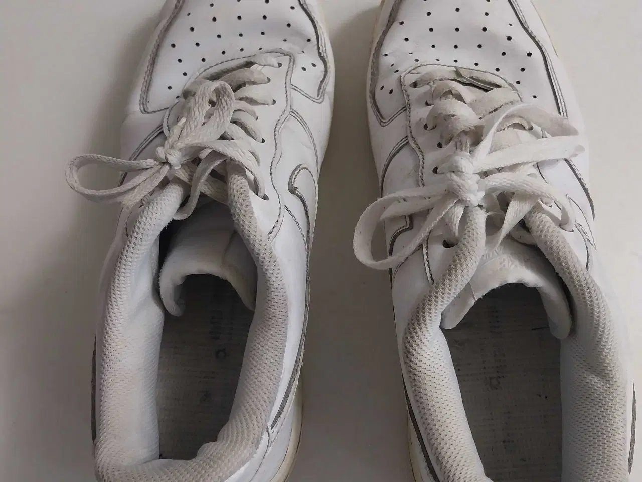 Billede 5 - Nike sneakers hvide sko, str. 43