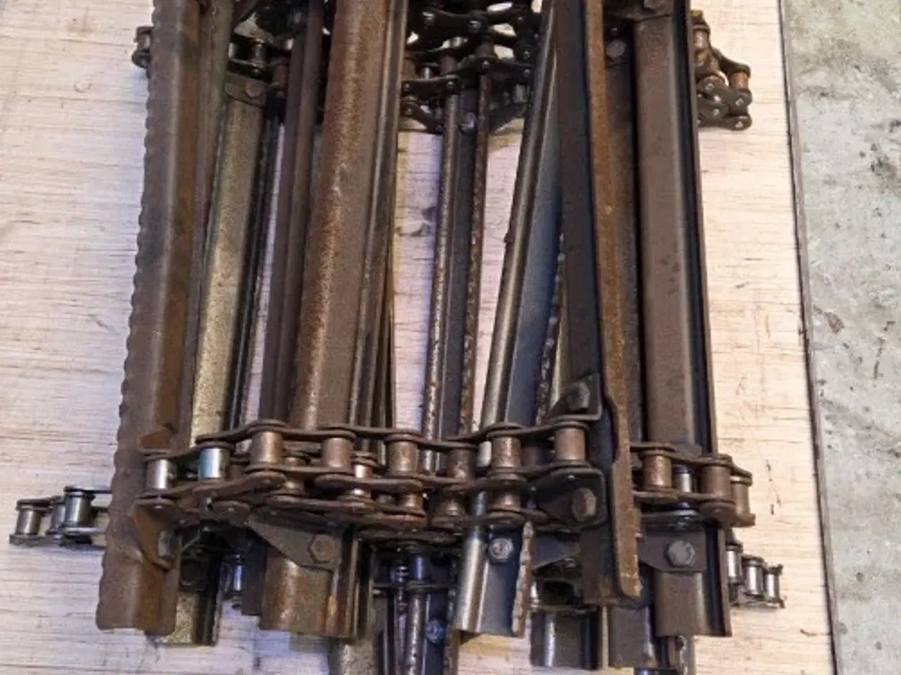 Billede 10 - Case 8010 Kæde 87283359