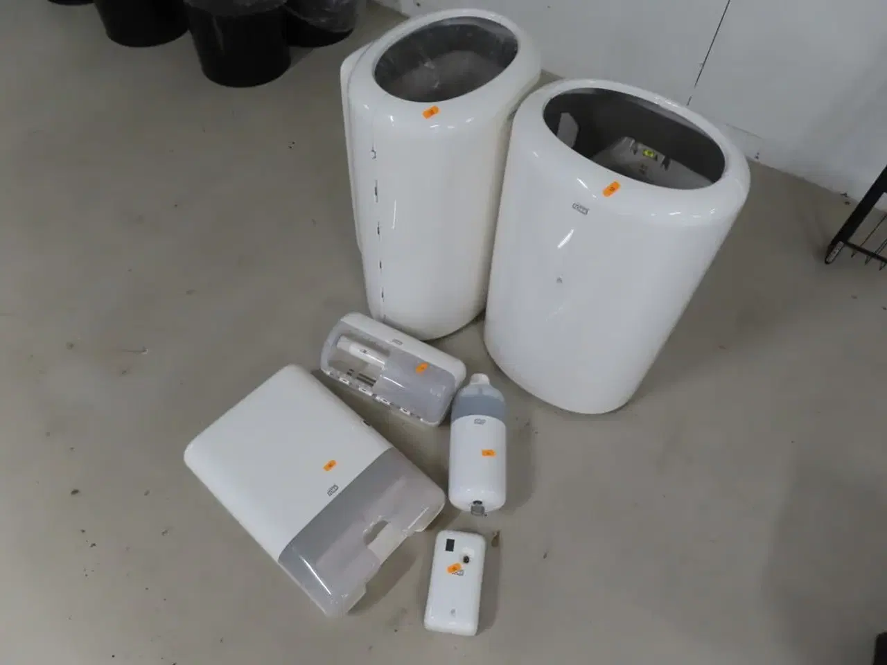 Billede 1 - Blandede TORK varer til toilet.