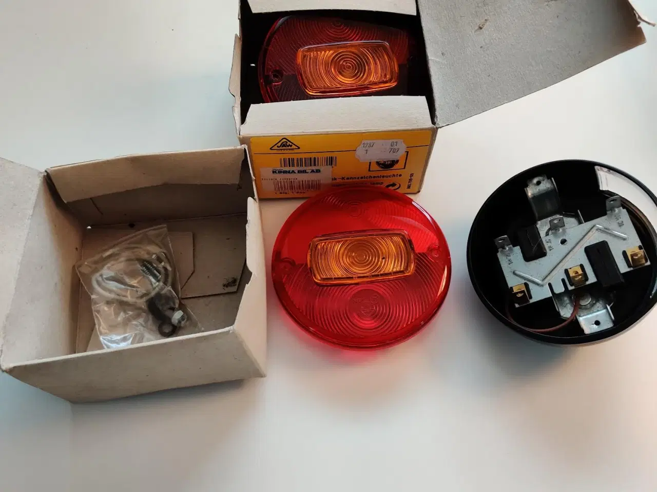 Billede 3 - 3 sæt nye baglygter
