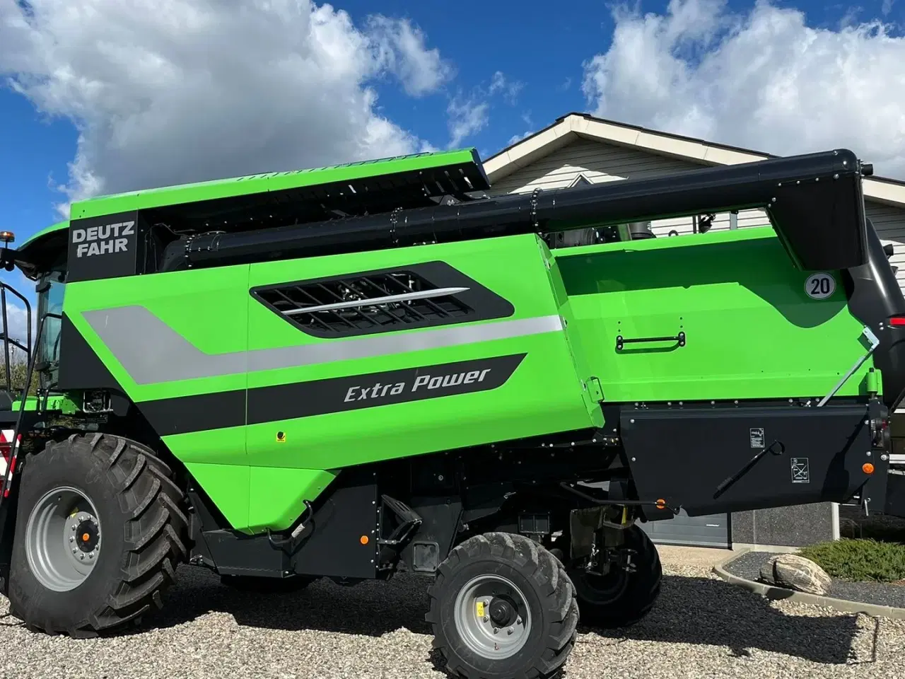 Billede 13 - Deutz-Fahr C7206 With 24feed - 7.2m header. New and unused Combine together with 7.2m header