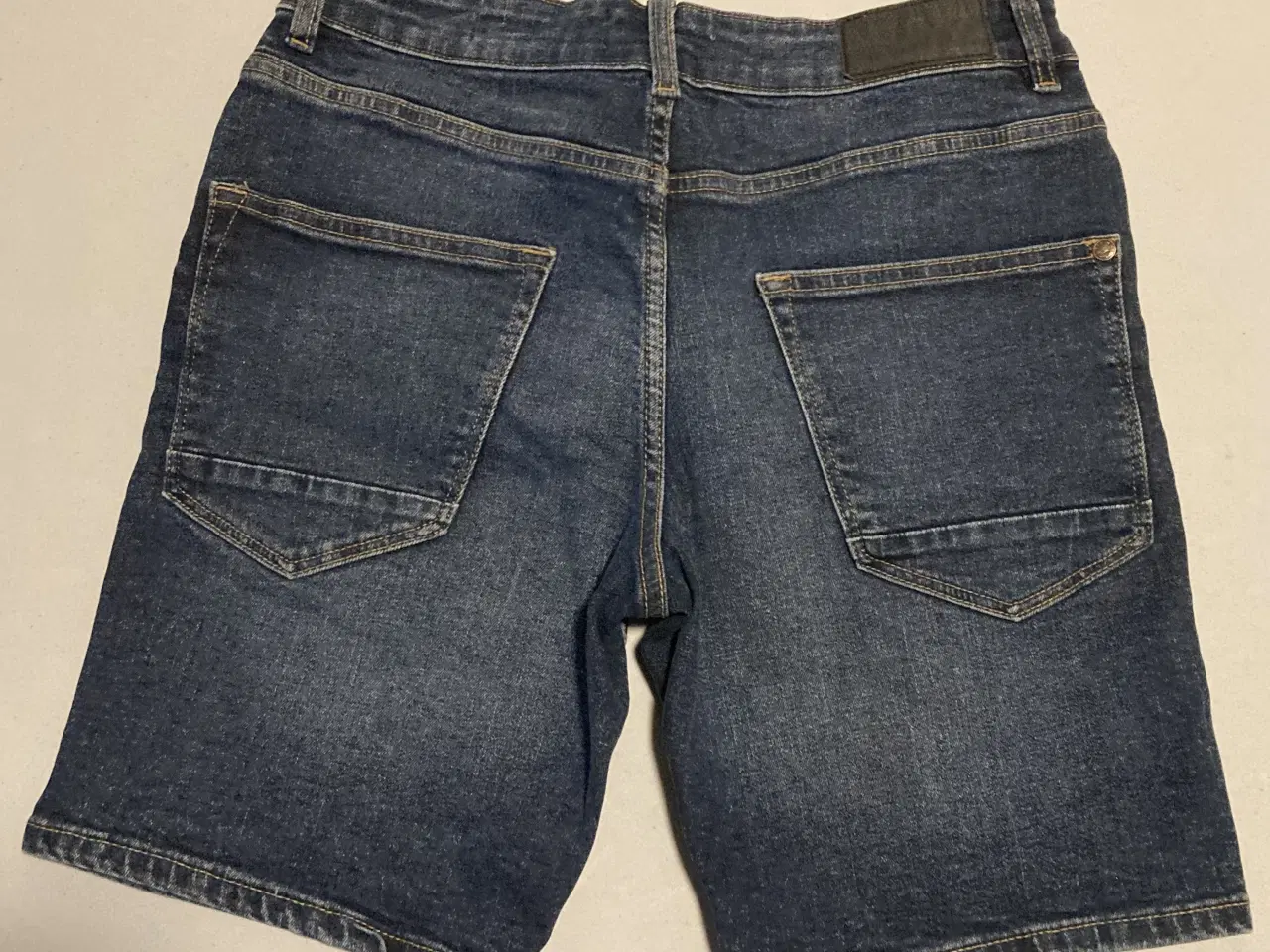 Billede 6 - 3. par Solid drenge shorts str. XS