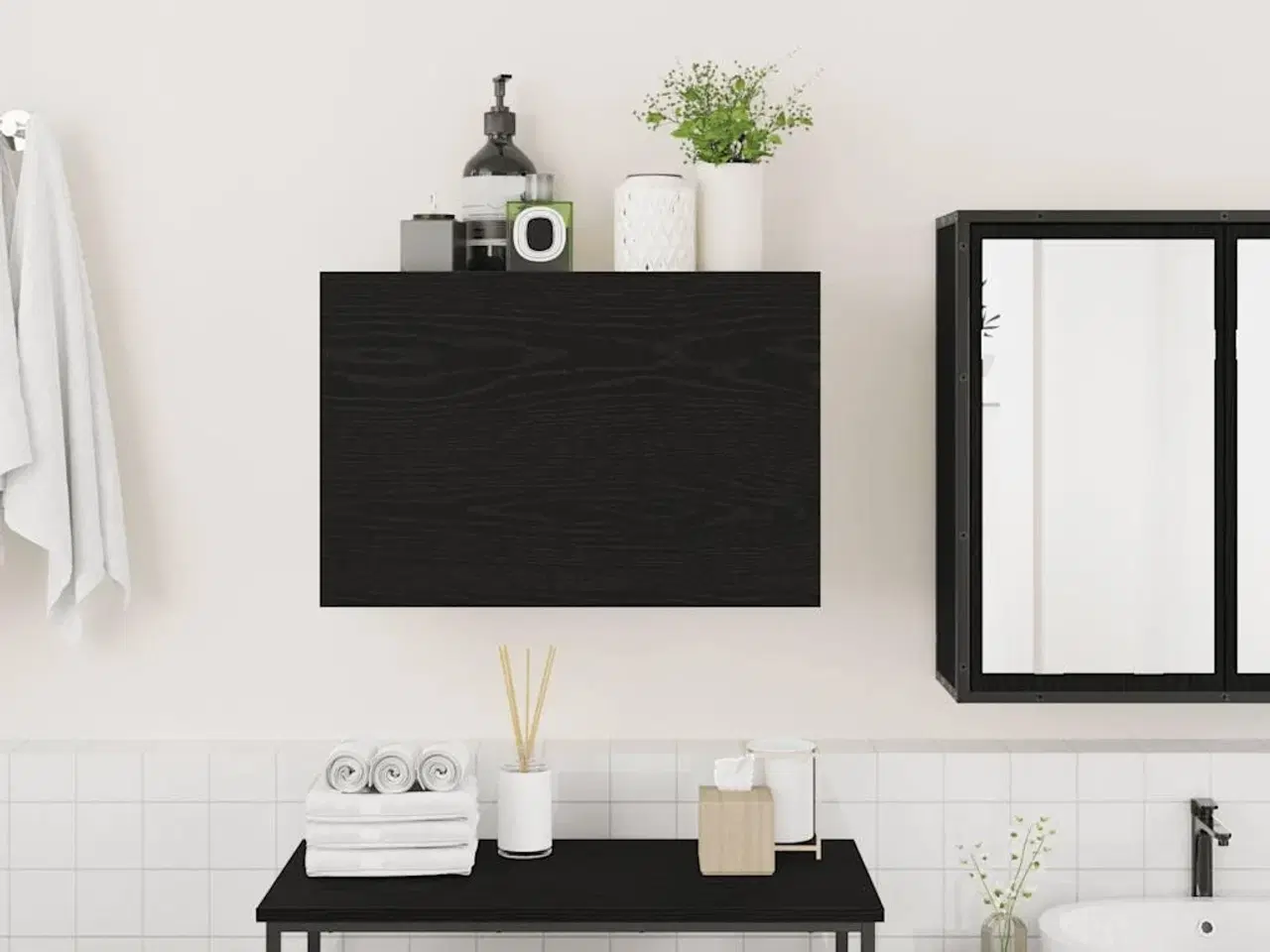 Billede 3 - Væghængt badeværelsesskab 60x25x40 cm konstrueret træ sort