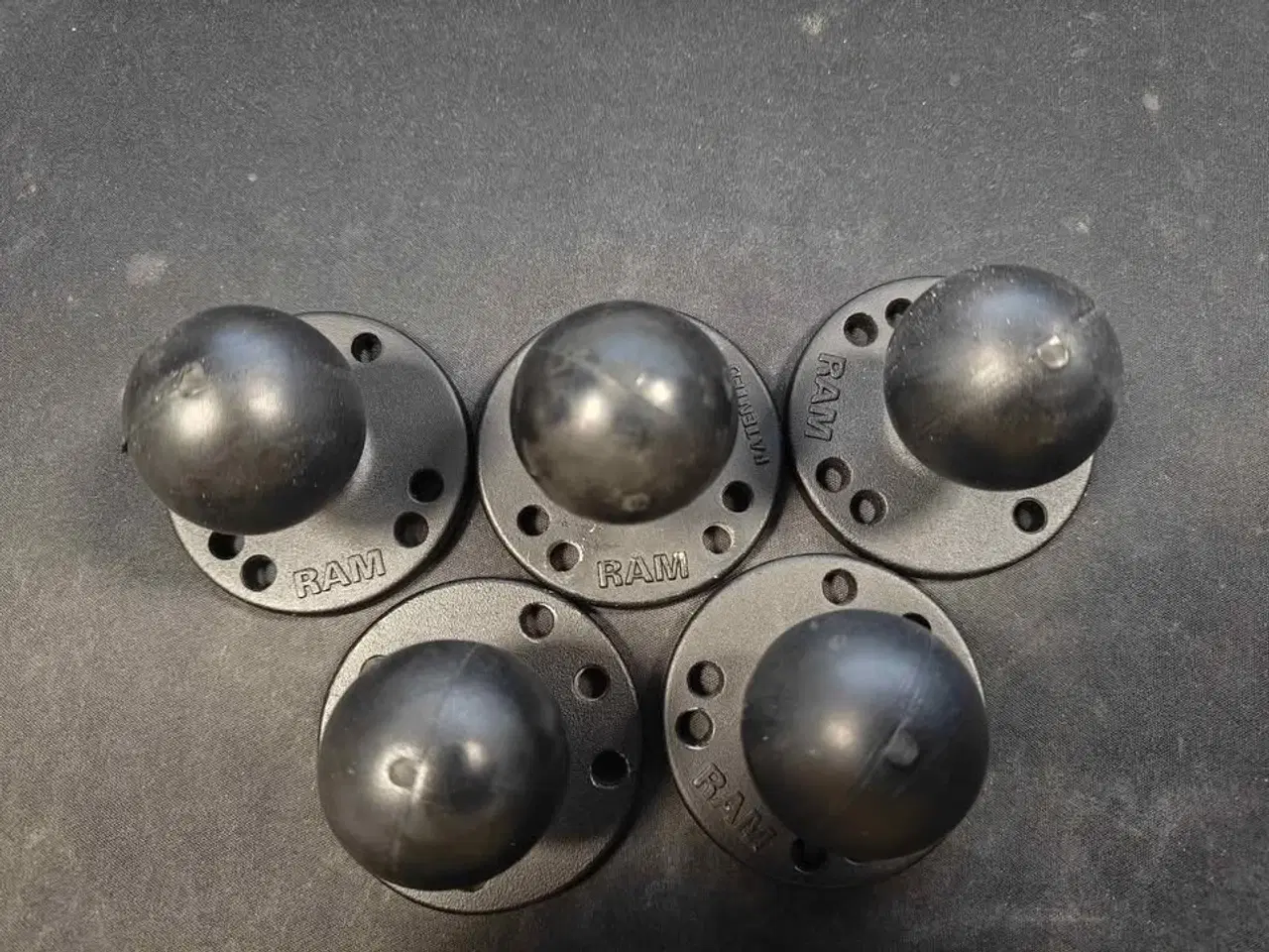 Billede 3 - RAM Mounts D-Kugle med rund base 6 Stk