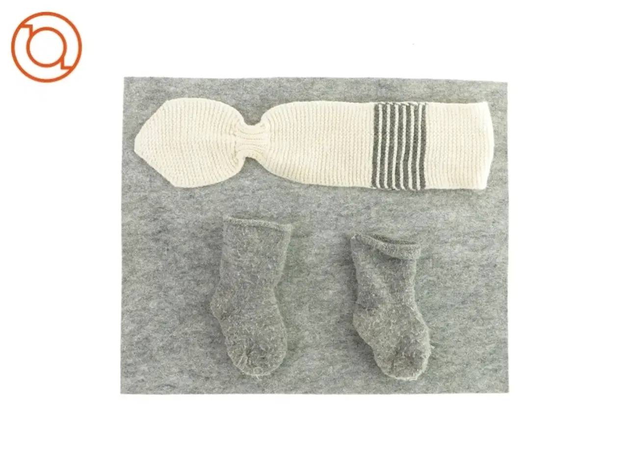 Billede 2 - Halstørklæder sokker til barn (str. ca. 2 år)