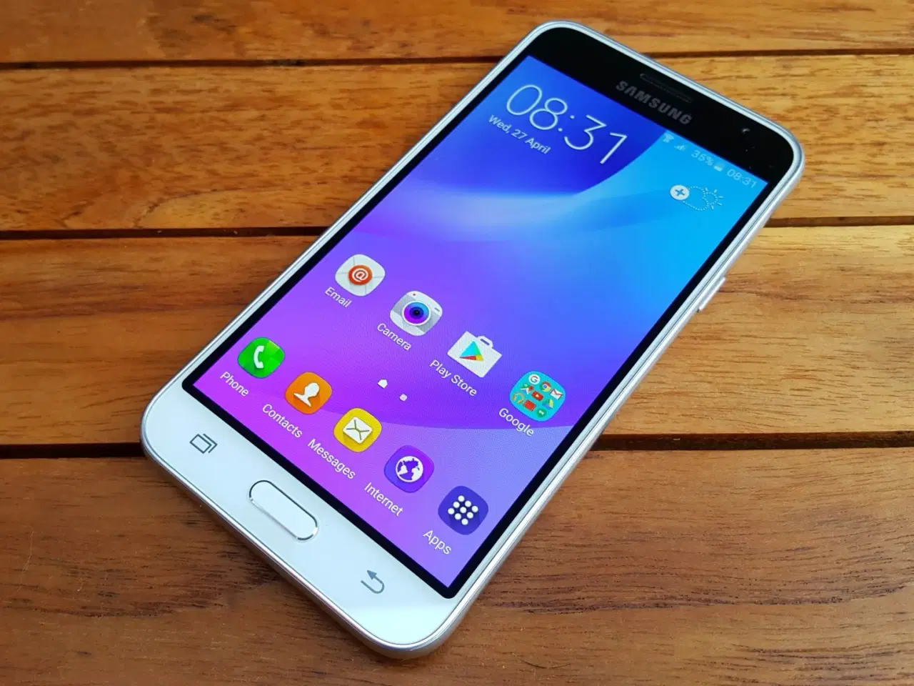 Billede 1 - Sort Samsung Galaxy J3 incl. høretlf.