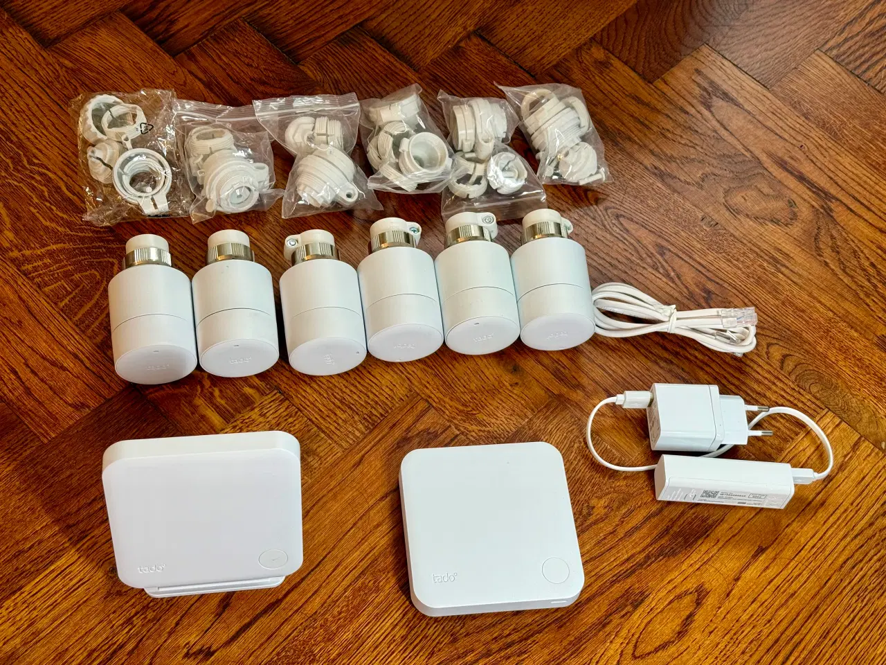 Billede 1 - Tado V3+ Smart Termostatsæt, 6 radiatortermostater