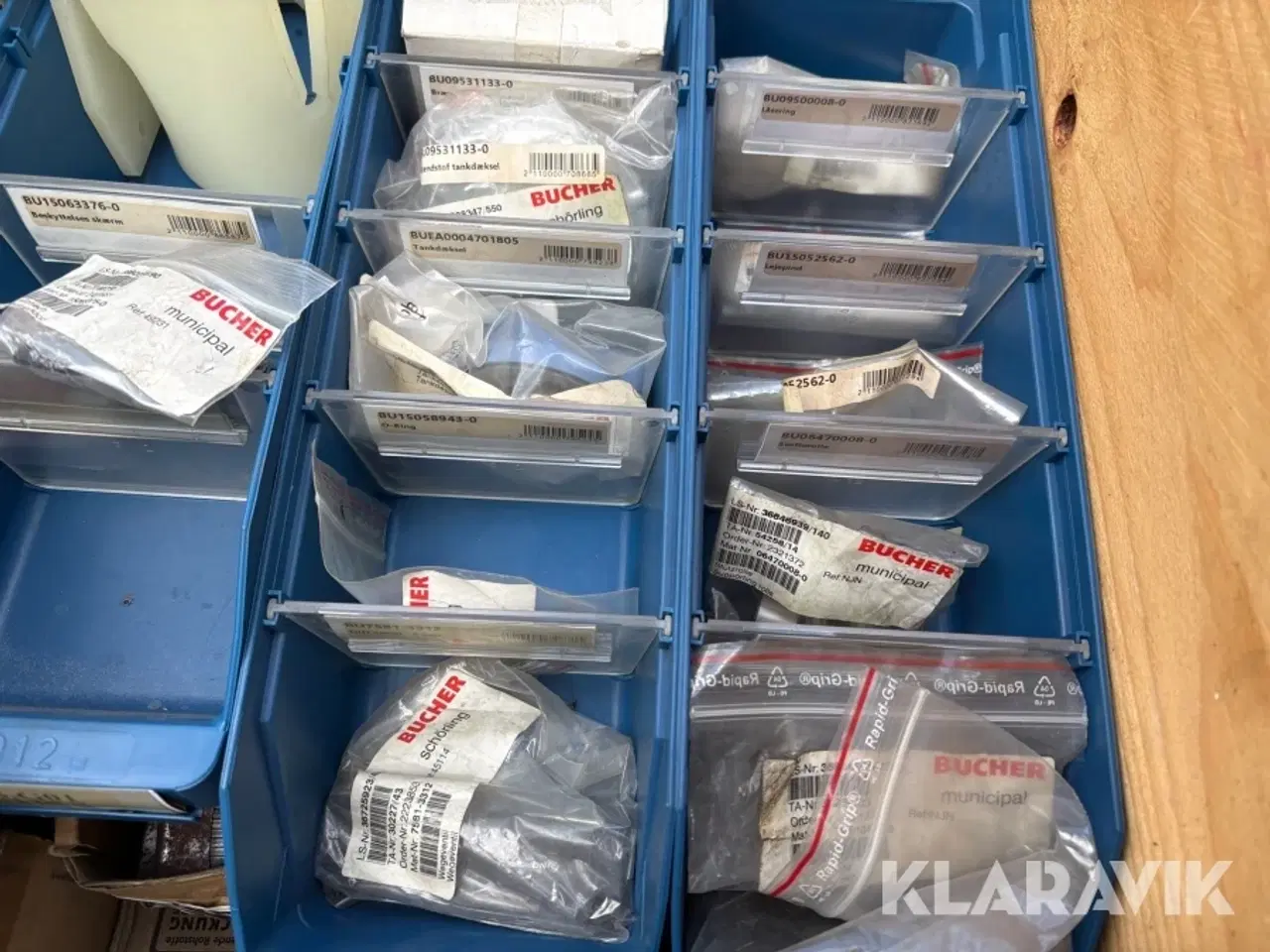 Billede 12 - Bucher Reservedele til kost. bolte, spændeskiver og diverse Bucher municipal