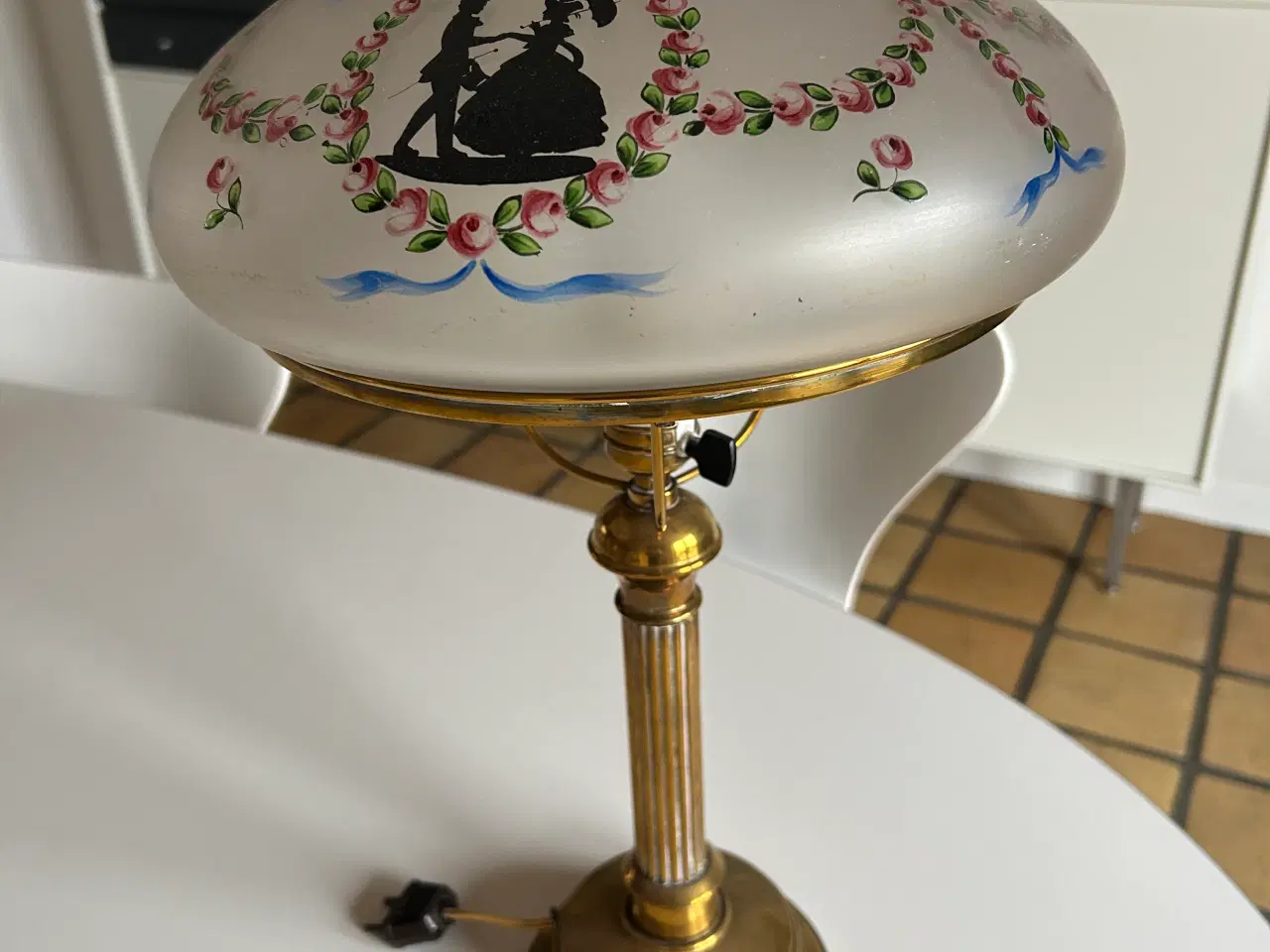 Billede 1 - Bordlampe med H.C.Andersen motiver