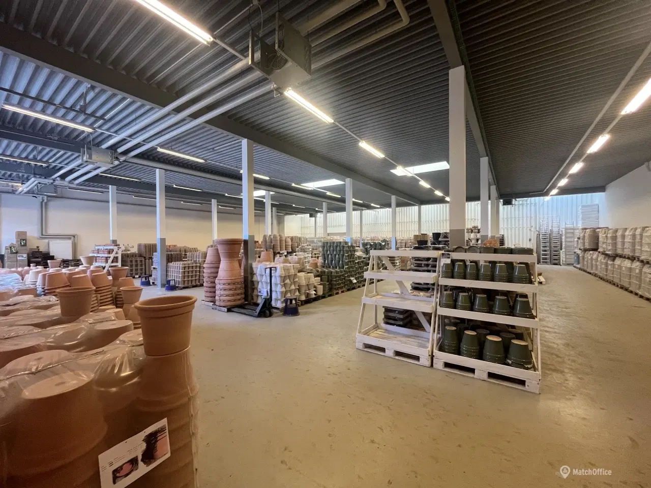 Billede 7 - Stort højloftet lagerlejemål med tilhørende kontorlokaler velbeliggende i et attraktivt område i Albertslund