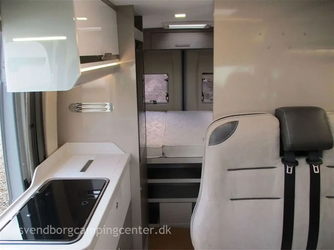 Billede 15 - 2022 - Chausson V594   Utrolig flot luxus camper