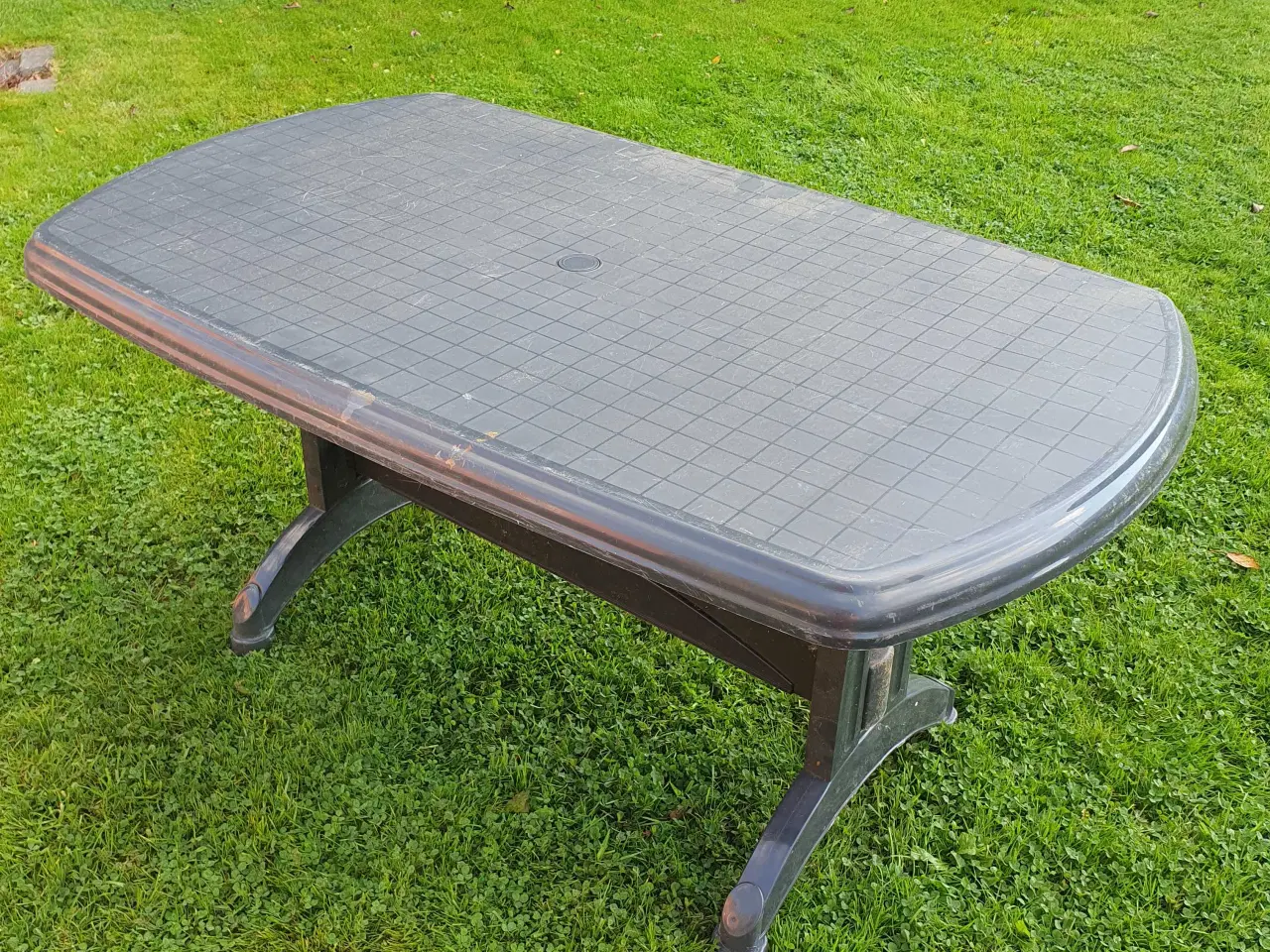 Billede 2 - Grønt havebord